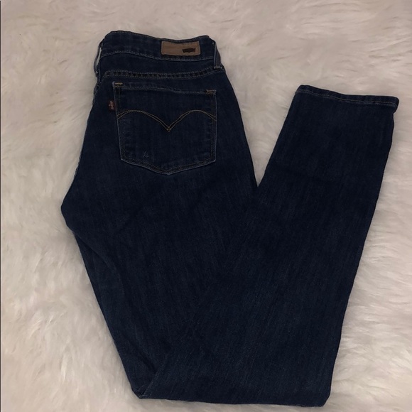 Levi’s Demi Curve Dark Wash Jeans - Picture 3 of 6
